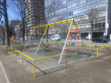 9丁目ブランコの写真